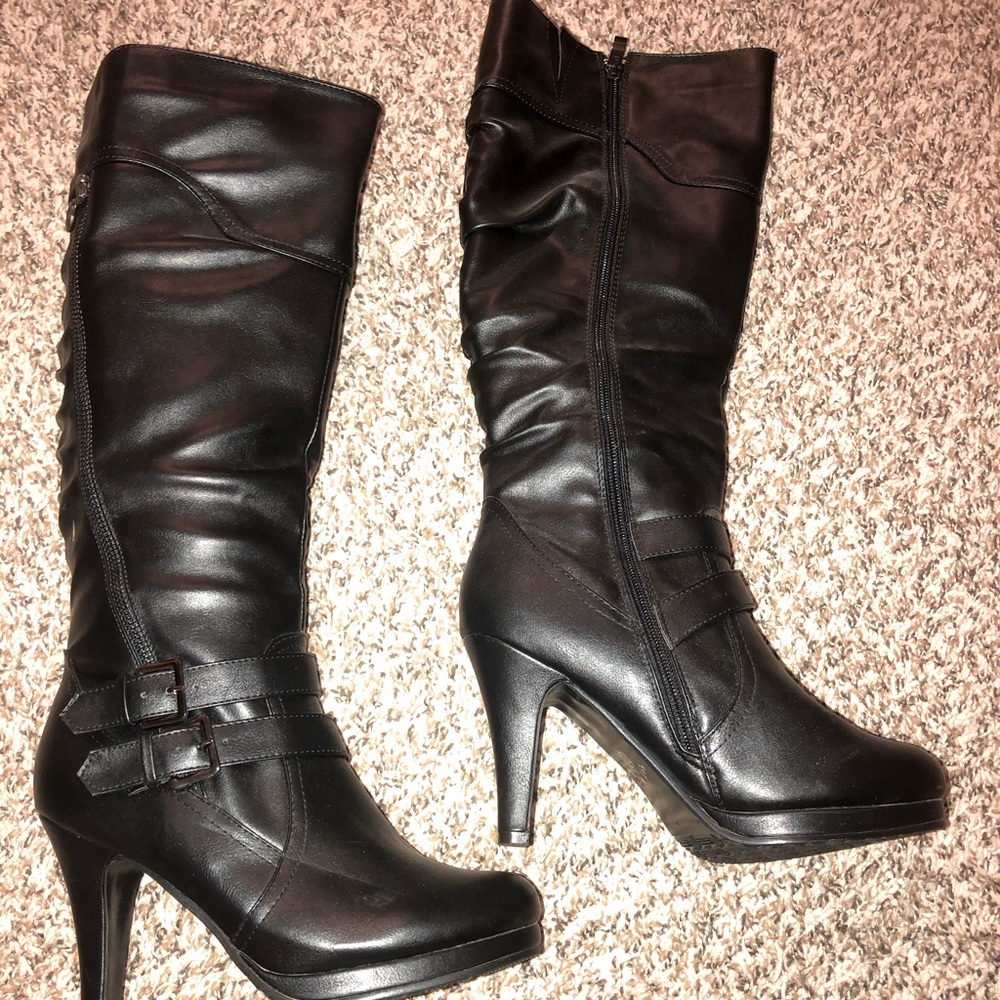 Black boots